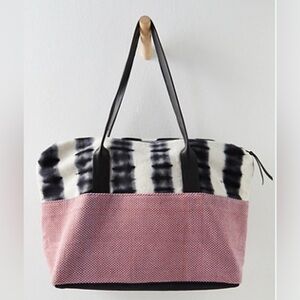 NWOT Mercado Global Soledad Weekender bag